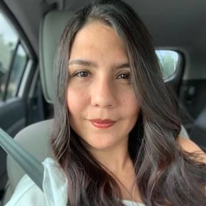 Meet your Posher, Daniela